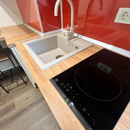 Central Chic Studio In Bucharest-2